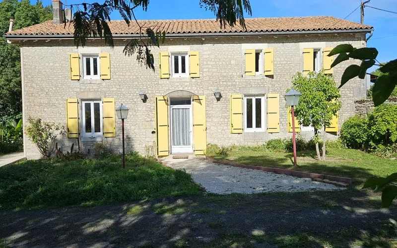 Photo 1