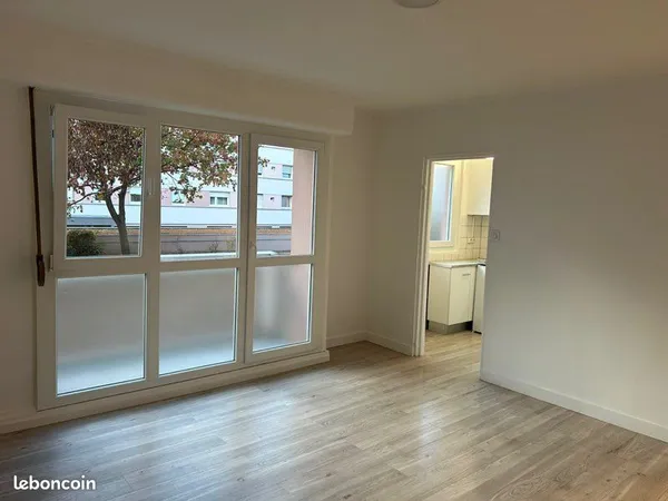 Studio 1 pièce 26 m²