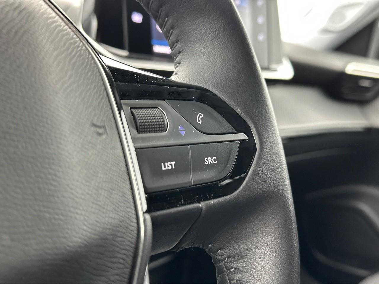 Peugeot 2008 puretech 130 s&s bvm6 style — photo 20