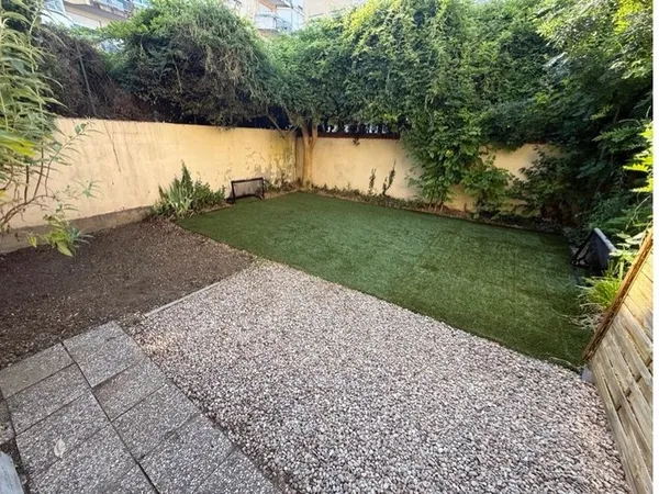 A VENDRE - Bel appartement avec jardin à Nancy