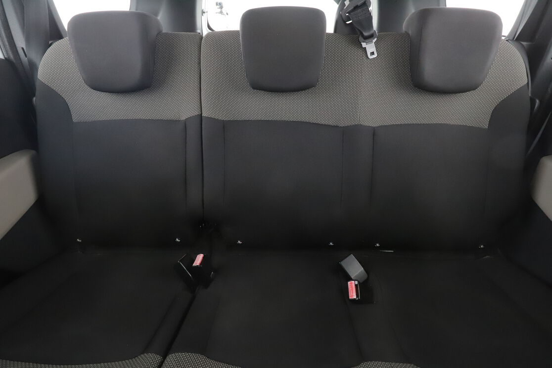 Dacia Lodgy 1.2 TCe Silver Line — photo 14