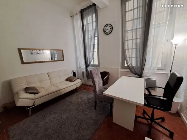 Location cabinet/ bureau