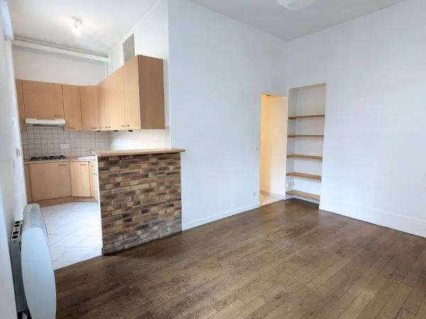 Studio 1 pièce 25 m²
