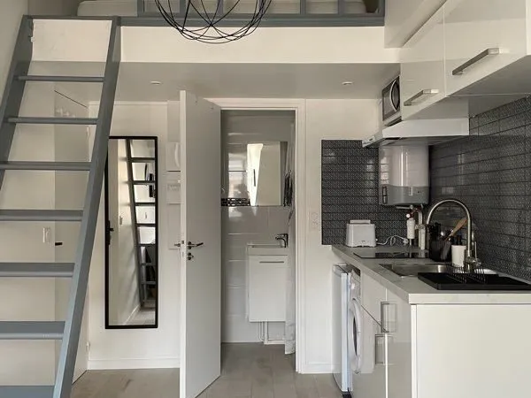 Appartement duplex mezzanine Paris 10 Strasbourg st denis 20m