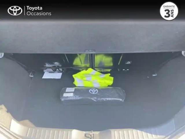 Toyota Aygo x 1.0 vvt-i 72ch dynamic s-cvt my23 — photo 10