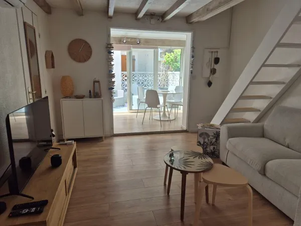 Vends maison rénovée et climatisée