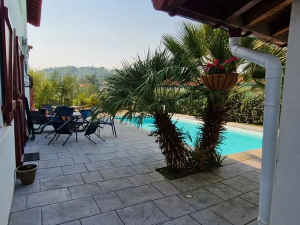 Appartement Location Cambo-les-Bains 2p 31m² 550€