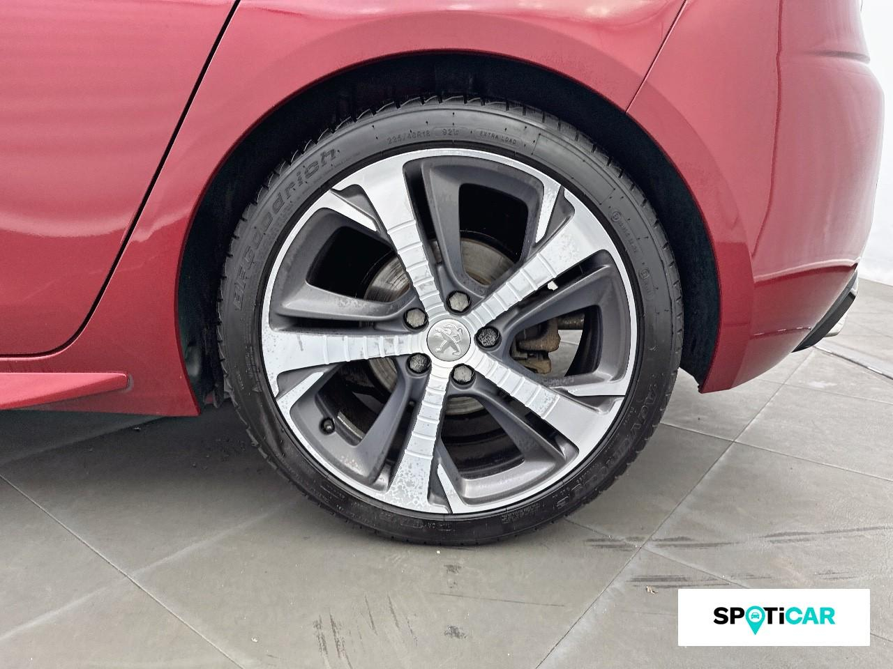 Peugeot 308 1.6 thp 205ch s&s gt — photo 11