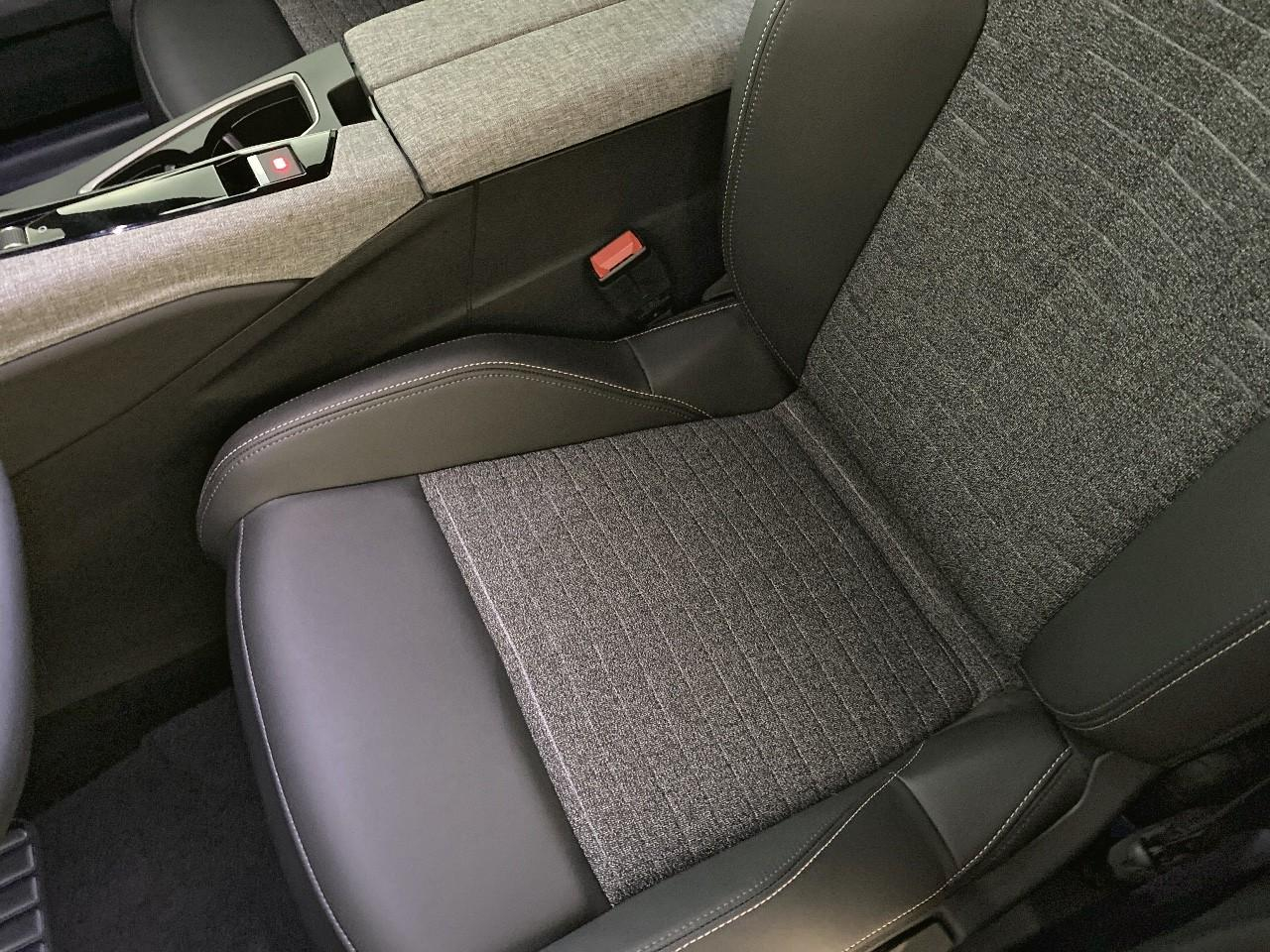 Peugeot 3008 hybrid 145 e-dcs6 allure — photo 9