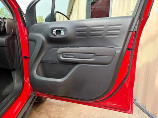 Citroen C3 Aircross 1.2 PureTech 130 - Shine Business – 2018 – 110761 km – Essence – Boîte Manuelle — photo 30