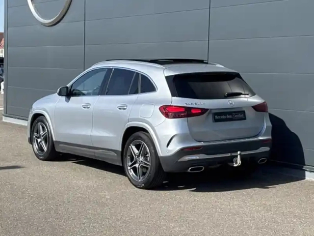 Mercedes Gla 200 d — photo 3