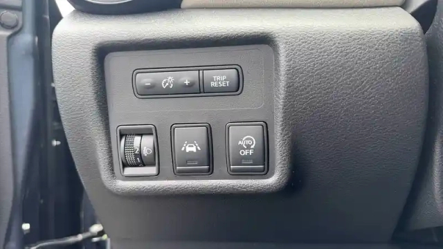 Nissan Micra ig-t 92 — photo 28