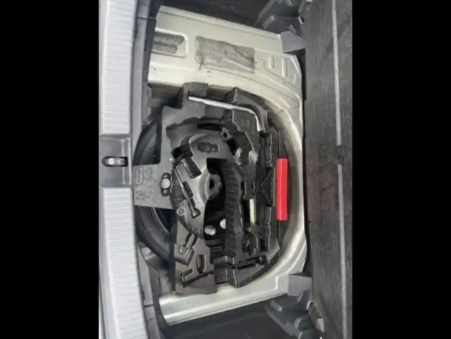 Volkswagen T-Cross 1.0 tsi 110ch life tech — photo 11