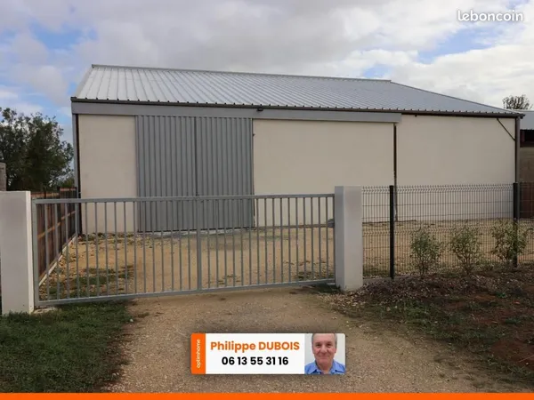 Bâtiment 500 m²