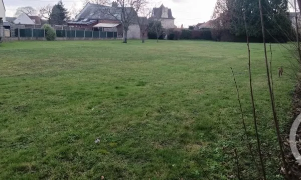 Terrain 1273 m²
