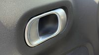 Citroen C3 1.2 PureTech 83ch S&S Shine — photo 12