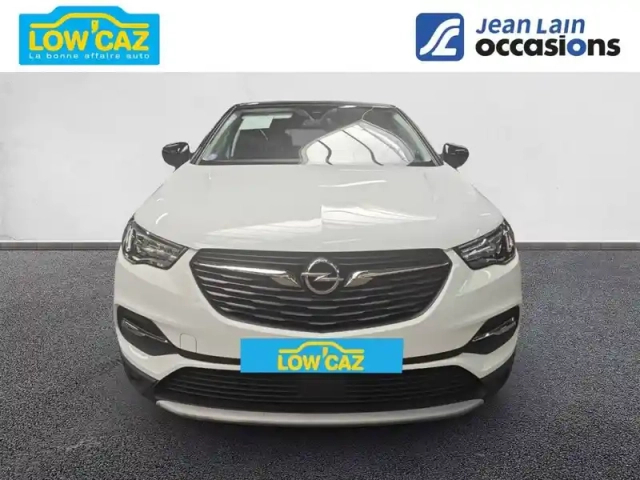 Opel Grandland X 1.2 turbo 130 ch — photo 21
