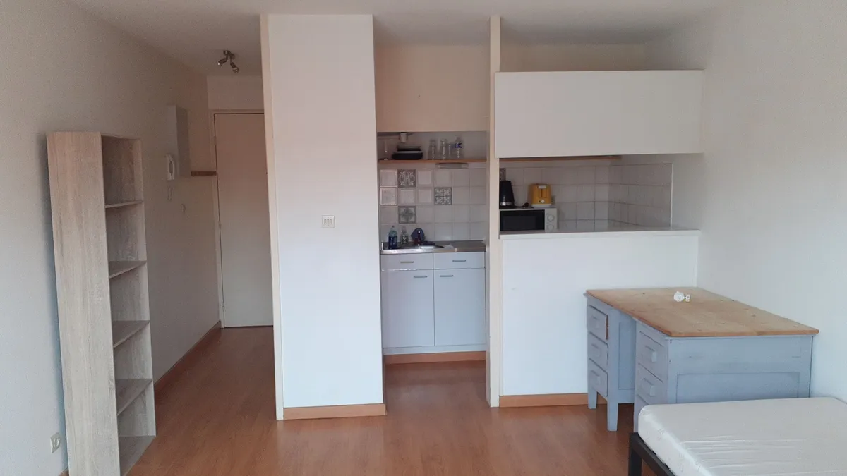 Photo 1