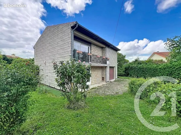Maison 8 pièces 137 m²