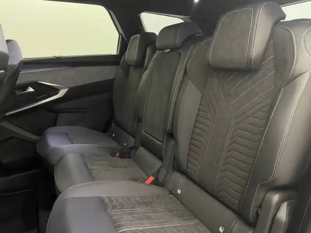 Peugeot 5008 hybrid 145 e-dcs6 — photo 47