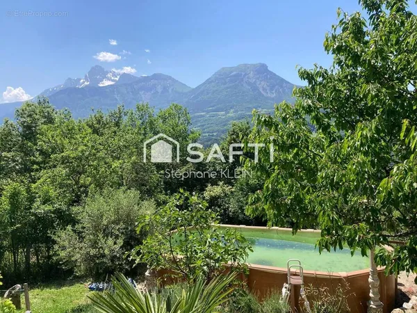 Maison 4 pièces 160 m²
