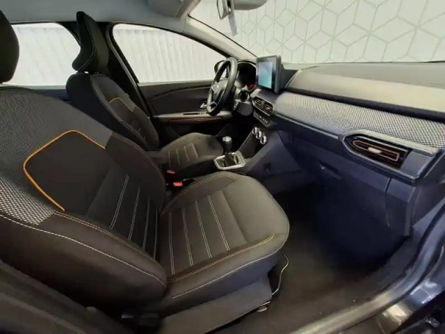 Dacia Sandero eco-g 100 - 22 — photo 11