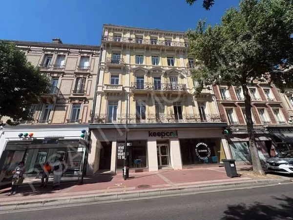 Duplex 6 pièces 186 m²