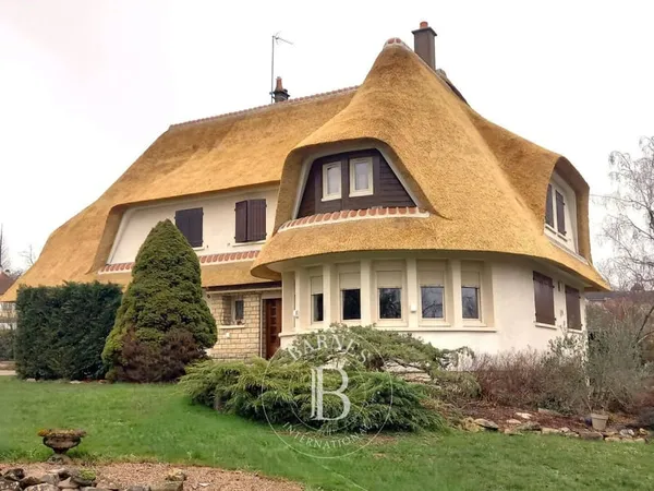 Maison 19 pièces 254 m²