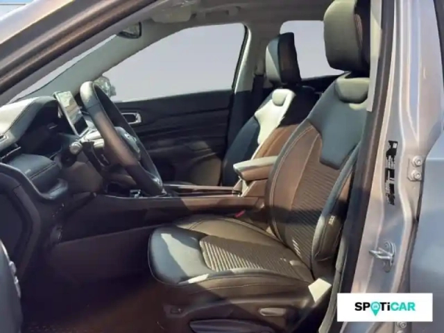 Jeep Compass 1.3 turbo t4 190ch phev 4xe limited at6 eawd — photo 11