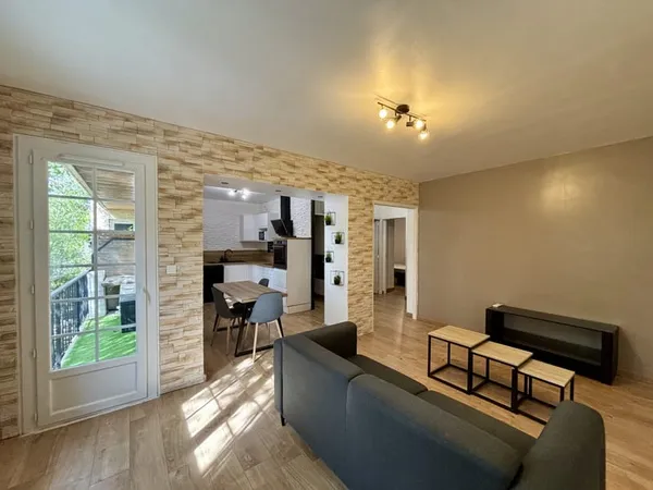 Appartement T2 meublé - 50 m2 - parking et balcons