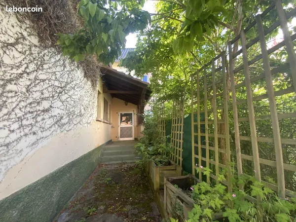 Vente | Maison avec dépendance | 10p | 7ch | 318 m² | Schoenau | Expo Sud-Est