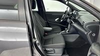 Toyota Yaris Cross 116h Design MY22 — photo 15