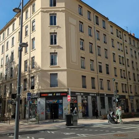 Appartement T3 Garibaldi au dernier étage
