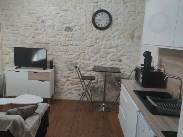 T2 meublé Anatole France