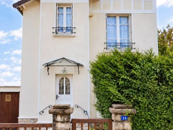 Maison individuelle avec jardin, terrasse et garage secteur Sarcelles Saint Brice