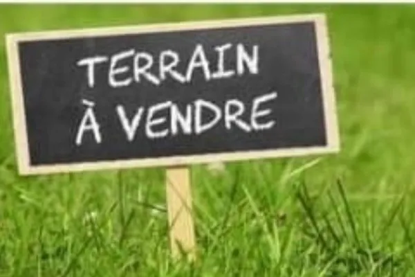 Terrain 1000 m²