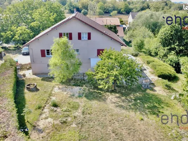Propriété 11 pièces 226 m²