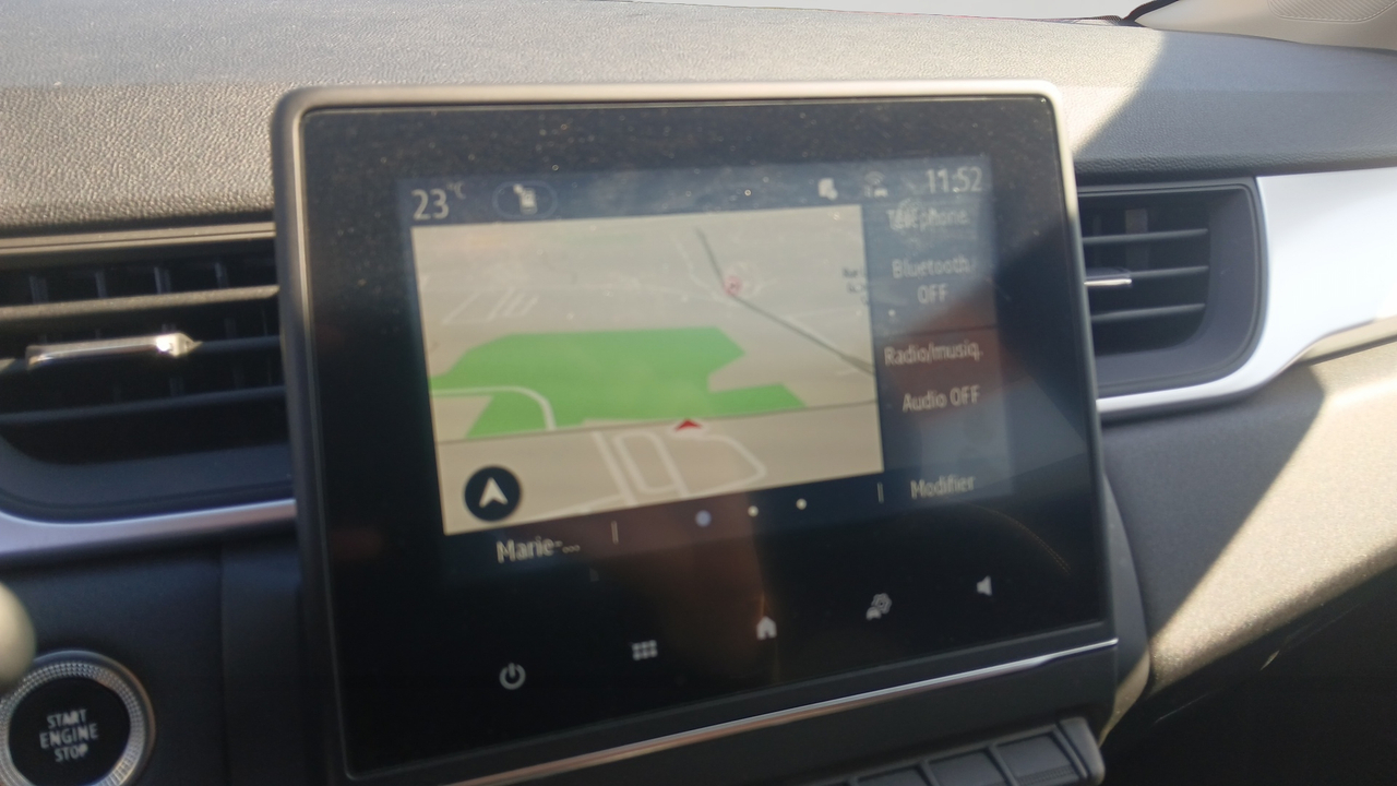 Renault Captur TCe 100 GPL — photo 16