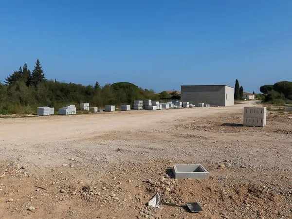 Terrain constructible 263 m²