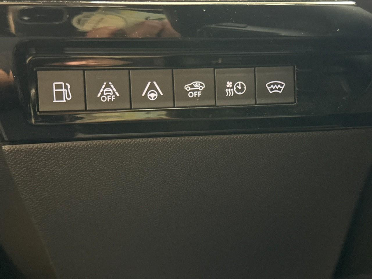Peugeot 508 hybrid4 360ch e-eat8 peugeot sport engineered — photo 15