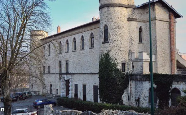 Appartement Location Beauvallon 3p 110m² 785€