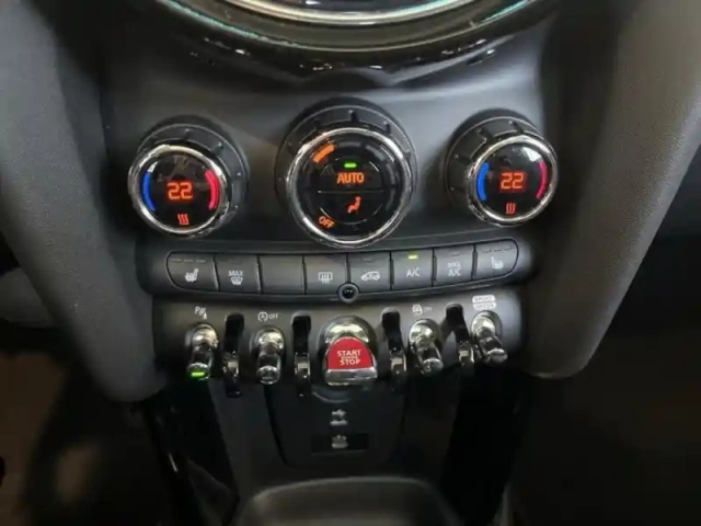 Mini Mini cooper 136ch edition premium plus bva7 — photo 12