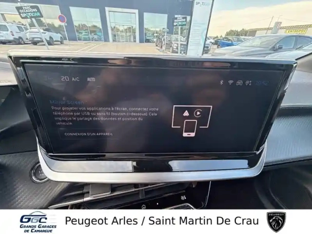 Peugeot 208 hybrid 136 e-dcs6 — photo 19