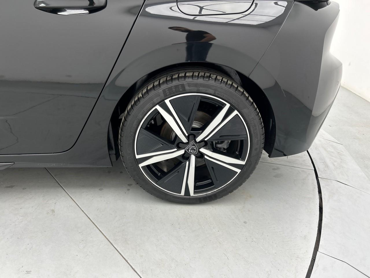 Peugeot 308 phev 225 e-eat8 gt — photo 16