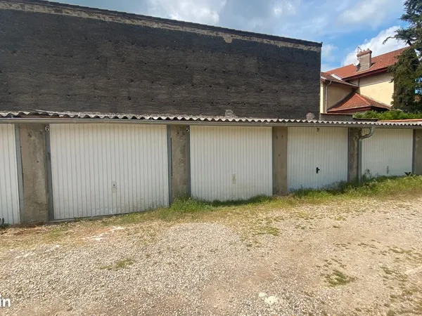 Garage individuel à louer