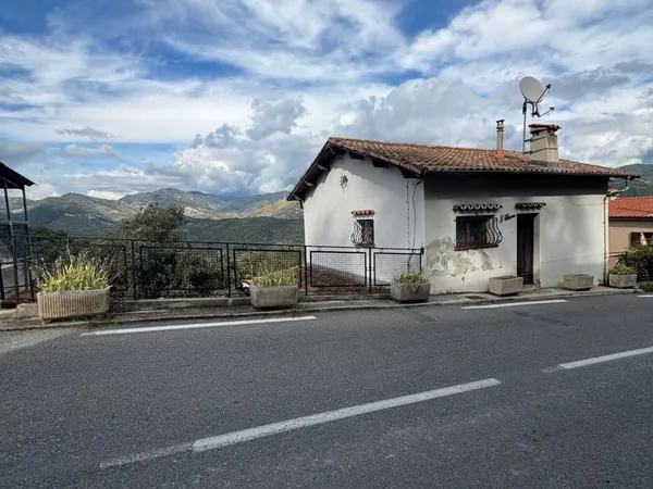 Maison rénovée avec terrain Berles-les-Alpes (06390)