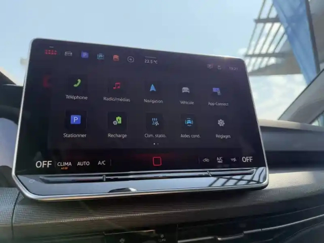 Volkswagen Golf 1.5 ehybrid 204 dsg6 — photo 51
