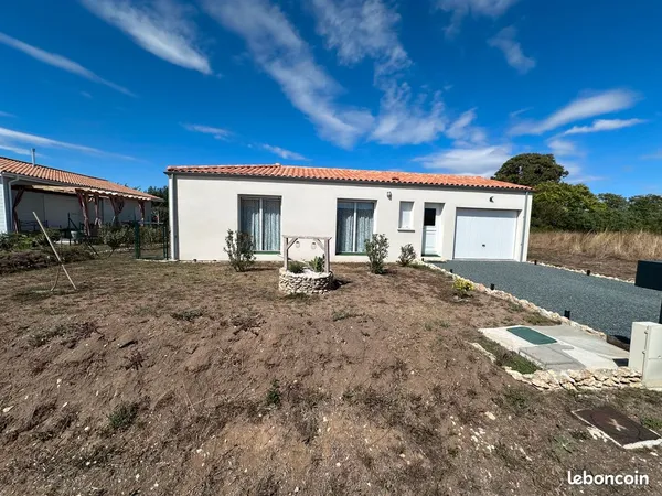 Maison de plain-pied 2 chambres 94 m2 à CORME-ECLUSE 17600