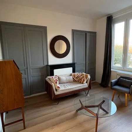 Studio meublé de charme - 29 m² - Lille Bois-Blancs - Entièrement rénové