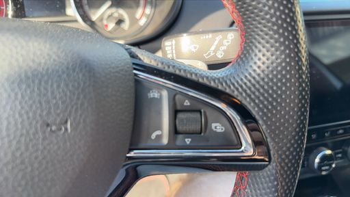Skoda Octavia Combi RS 2.0 TSI 245 DSG7 - Sport – 2018 – 146000 km – Essence – Boîte Automatique — photo 29